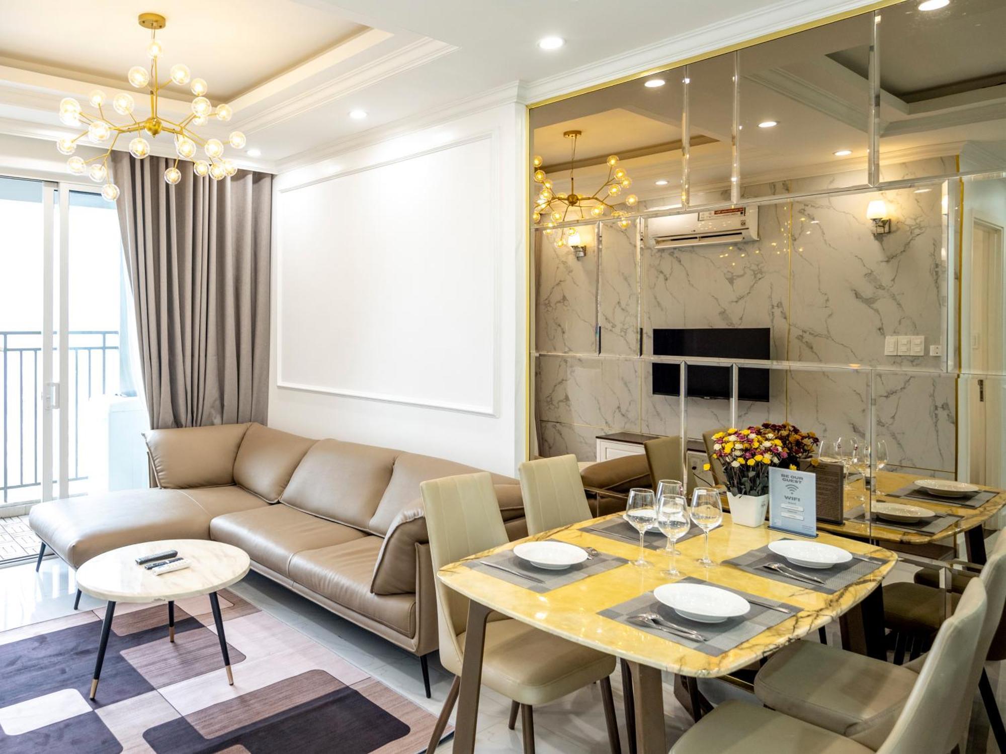 Sunrise City View Apartment , Near Lotte Mart Ho Chi Minh-staden Exteriör bild